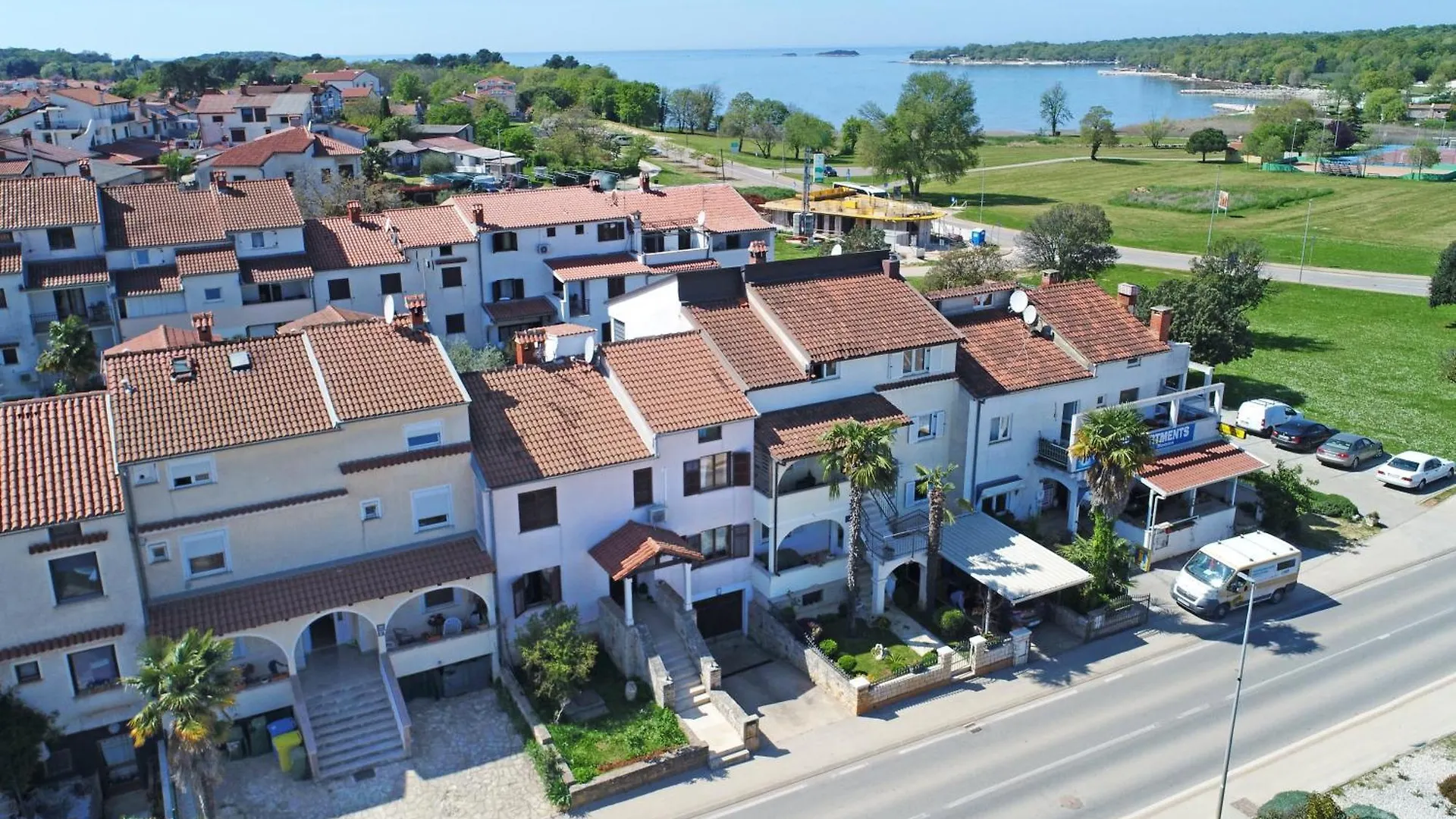 Apartment Ferienwohnung Charming Tulip On The Sea Funtana